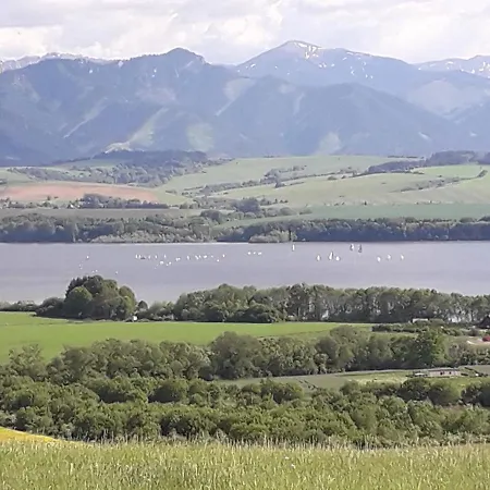 Kristina Ivachnova 49 * Bešeňová